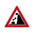 Risk of falling or fallen rocks ahead