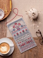 Counted Cross Stitch Kit: Wall Hanging: Linen Folk Collection