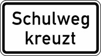 Verkehrszeichen VZ 2304 Schulweg kreuzt, 231 x 420, 2mm flach, RA 1