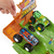 Hot Wheels Monster Trucks Torneo dei Titani Playset con Monster Truck Bigfoot e Gunkster per sfide testa a testa; giocattolo per bambini 4+ anni
