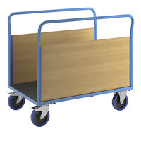 Chariot plate-forme avec panneaux en bois