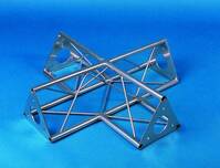 Alutruss DECOTRUSS SAC 41 3 pontos traverz Keresztidom 90 °