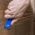 Klever® Kutter KONCEPT - 1 Stk - blaues Sicherheitsmesser mit zwei verdeckten Klingen im Doppelhaken-Design - Einweg-Sicherheitsschneider für präzise Schnitte