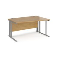 Maestro 25 right hand wave desk 1400mm wide - silver cable managed leg frame, oak top