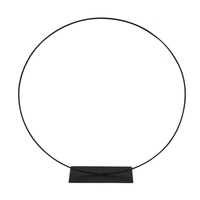 Deko-Ring Hoop, stehend schwarz, Metall, Durchmesser 40 cm