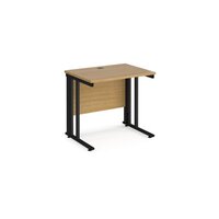 Maestro 25 straight desk 800mm x 600mm - black cable managed leg frame and oak t