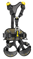Petzl C071BA02 climbing harness