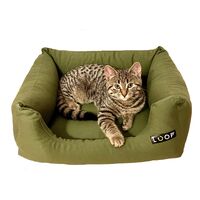 LOOP cats grünes Katzenbett, rechteckiges Katzenkissen, Katzenkorb mit wasserfestem Boden und Antirutsch-Noppennachhaltig aus Upcycling-Kreislauf "Lieblingsplatz cats"