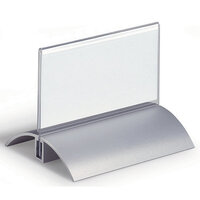 Asztali névtábla, akril, alumíniumtalppal, ma x szé 52 x 100 mm, cs. e. 12  db. a Mercateo-nál kedvezően megvásárolható