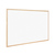 Pizarra blanca con marco de madera. Elementos de fijación en pared incluidos Medida 60x90cm