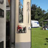 CARTREND CARAVAN RED DE ALMACENAMIENTO DE RED DE ALMACENAMIENTO CON TORNILLO NEGRO ELÁSTICO PARA VEHÍCULOS E INTERIORES, TAMAÑO