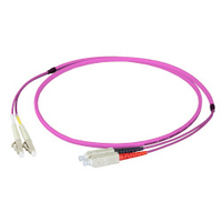 EFB Elektronik O0323FT.10 Glasfaserkabel 10 m LC SC I-V(ZN) HH OM4 Violett