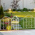 Relaxdays Gartentor, 3-teilig, Stahl, Gartenpforte Ornamente, Gartentür mit 2 Zaunelementen, HxB: 98,5 x 185 cm, weiß