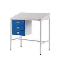 With triple drawers