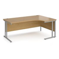 Maestro 25 right hand ergonomic desk 1800mm wide - silver cantilever leg frame, oak top