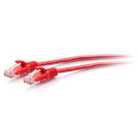 C2G Cable de conexión Ethernet delgado sin apantallar (UTP) con protección antienganche Cat6a de 3 m - Rojo