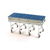Flexible mobile conveyors, with skate wheels