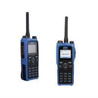 PD795EXUHF - Portable - two-way radio