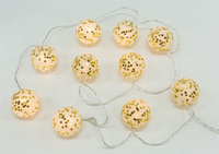 dameco LED Lichterkette mit 10 LED Glitter auf weissen Kugeln mit goldigen Schneeflocken