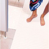 Wet area PVC safety mat, 900 x 600mm - White