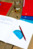 Oxford A4 Arbeitsblätterblock, Lineatur 3, 50 Blatt, Optik Paper® , 4-fach gelocht, kopfseitig geleimt, stabile Kartonunterlage, rot