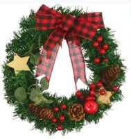 Artificial Spruce Wreath with Pinecones/Berries / Star - 30cm, Green & Red