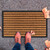 Relaxdays Fußmatte Streifen, 45 x 75 cm, Fußabtreter Gummi & Kokos, rutschfest, Türvorleger innen & außen, schwarz/natur
