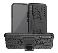 Defender műanyag telefonvédő (közepesen ütésálló, szilikon belső, kitámasztó, autógumi minta) FEKETE [Huawei P40 Lite E / Y7p]