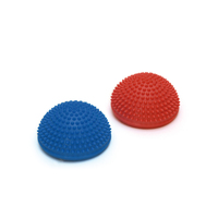 SISSEL Spiky Dome Balance-Kissen Blau, Rot
