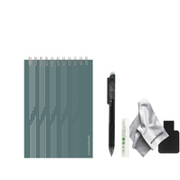 Bloc-note A6 couleur vert sidéral collection bureau avec ses accessoires inclus (porte stylo, stylo, lingette, spray)