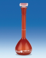 100ml Volumetric flasks VITLAB® UV-protect PMP Class A with NS stoppers PP