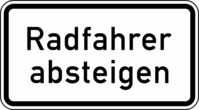 Modellbeispiel: VZ Nr. 1012-32 (Radfahrer absteigen)