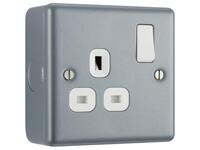 Metal Clad Switched Socket 1-Gang 13A