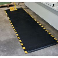 Ultimate heavy duty anti-fatigue rubber foam mats, 850 x 580mm