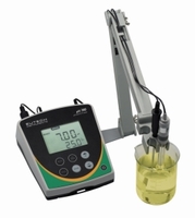 pH-Meter Eutech™ PH700 mit integriertem Elektrodenhalter | Typ: PH700