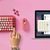 Logitech POP Keys Wireless Mechanical Keyboard With Emoji Keys klawiatura RF Wireless + Bluetooth QWERTZ Swiss Bordowy, Różowy, Różowy