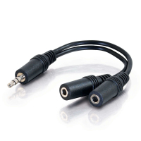 C2G Value Series 3.5mm Stereo Plug to 3.5mm Stereo Jack x2 Y-Cable Audio-Kabel 0,15 m Schwarz