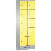 EVOLO locker unit, with plinth