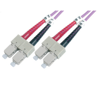 Uniformatic SC-SC OM3 50/125 Duplex 2m câble de fibre optique Violet