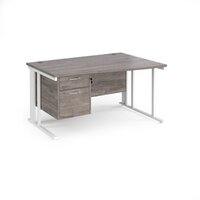 Maestro 25 right hand wave desk 1400mm wide with 2 drawer pedestal - white cable managed leg frame, grey oak top