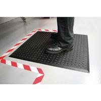 Anti-fatigue rubber chequer plate matting, black mat