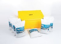 400L Salt & Grit Bin Kit - 16 x 25kg bags of salt and 1 x 40 Litre Grit Bin