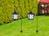 2er Set LED Solar Erdspießleuchte mit aufgehängter Laterne, Schwarz Höhe 68cm