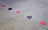 Marcas para el suelo DuraStripe® Supreme V Círculos Color Rojo