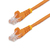 StarTech.com Câble réseau Cat5e UTP sans crochet de 1 m - Cordon Ethernet RJ45 anti-accroc - M/M - Orange