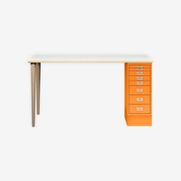 MultiDesk | 2 Eichenfüße, 1 MultiDrawer mit 8 Schüben