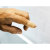 PLUM Pflasterspender QuickFix mit 60 elastischen Fingerverbänden, 23x13,5x3cm