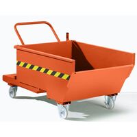 Mobile tilting skip with tilting mechanism