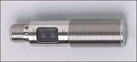 Reflexlichttaster DC PNP M18x1 Hell-/Dunkel OGH700