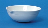 Parownice porcelanowe okrągłodenne średnia forma z wylewką LLG Pojemność nominalna 285 ml